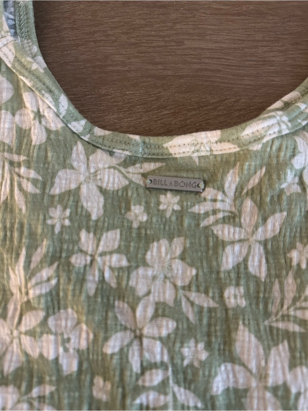 Billabong Sage Green Floral Cropped Flutter Sleeve Top - Picture 5 of 5